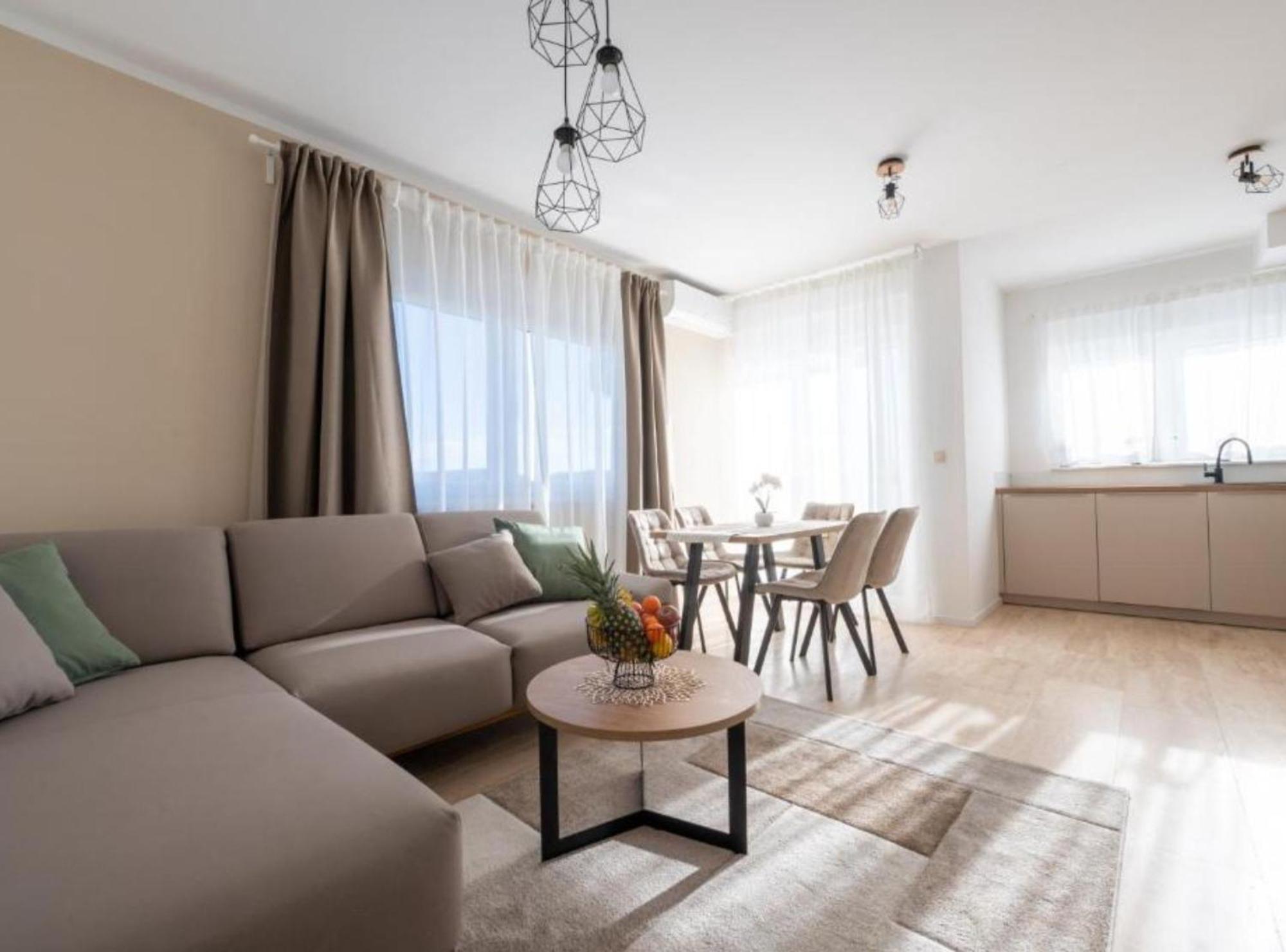 Apartment Kona - Free Parking & Self Check-In Ivanja Reka Exteriér fotografie