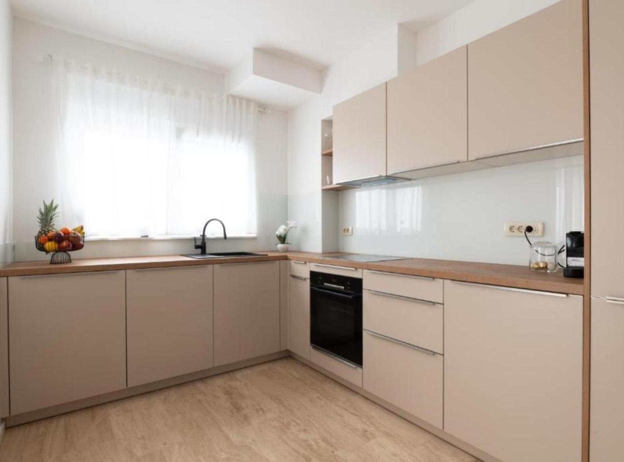 Apartment Kona - Free Parking & Self Check-In Ivanja Reka Exteriér fotografie