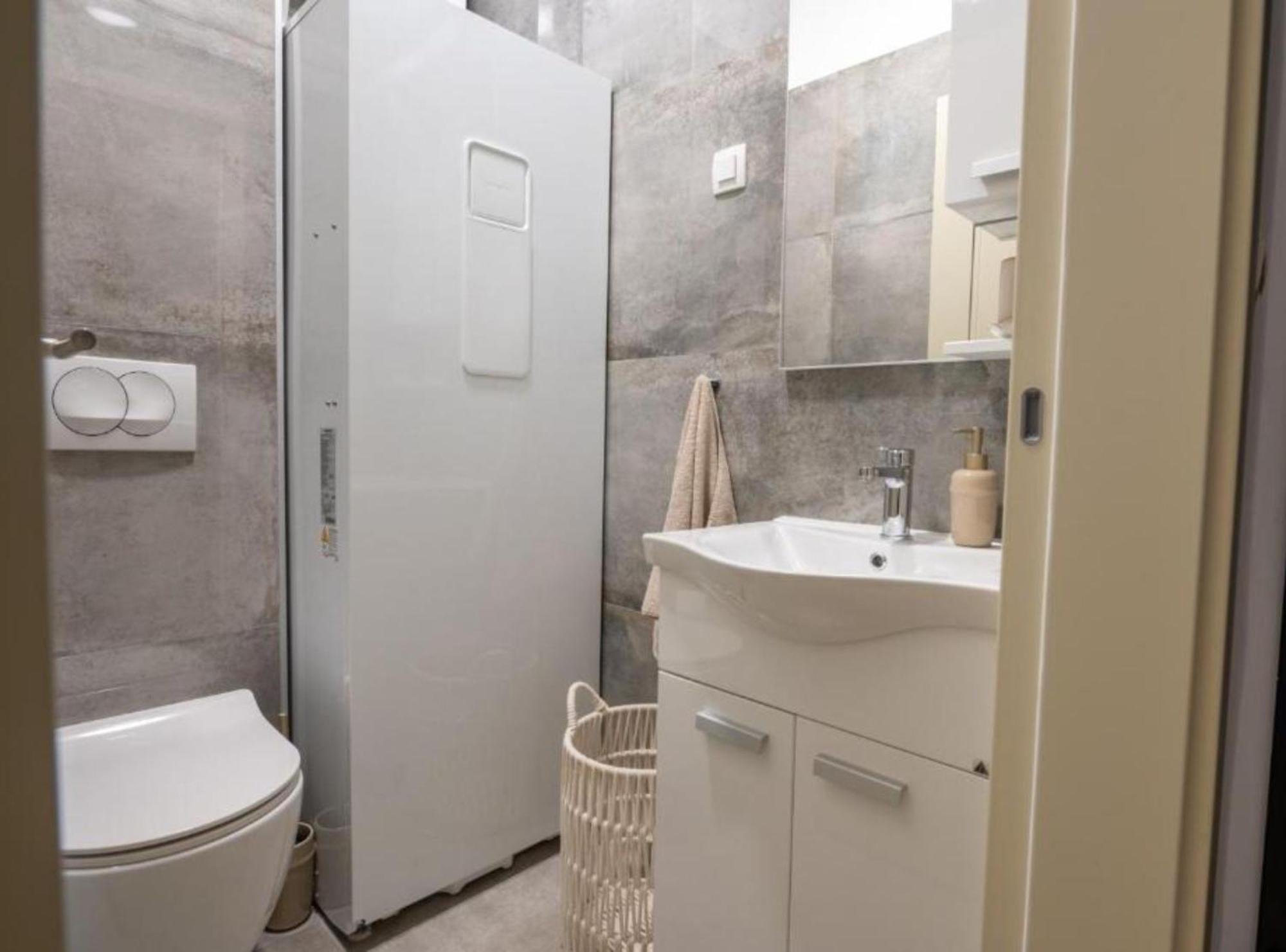 Apartment Kona - Free Parking & Self Check-In Ivanja Reka Exteriér fotografie